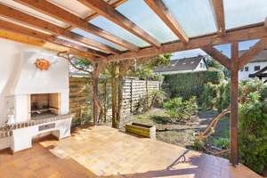 Wohnen mit Freiraum: Doppelhaushälfte mit weitläufigem Garten in ruhiger Lage – Die vollständige Adresse der Immobilie erhältst du vom Anbieter., 81245 Altaubing, München – Vorschaubild 4