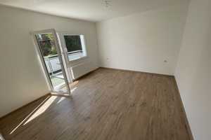 Renovierte Doppelhaushälfte Zentrum; Glasfaser, Garten, Carport und separate Garage – Korbstraße 18, 51789 Oberbergischer Kreis – Vorschaubild 11