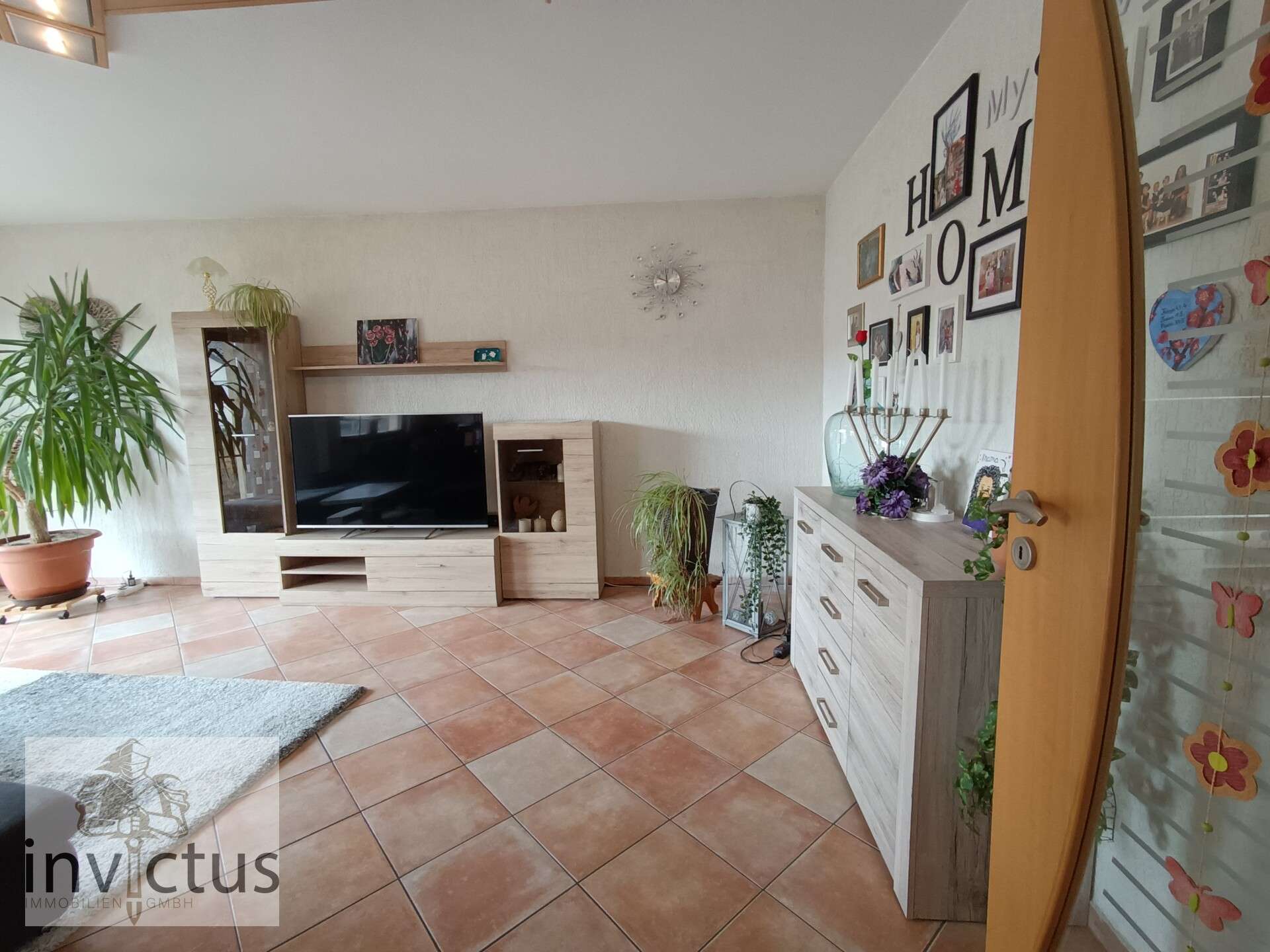 Immobilie in Gundelsheim - „Ankommen, wohlfühlen, bleiben – Ihr neues Zuhause mit Wärme, Weitblick & vielen Perspektiven“ - Bild 4