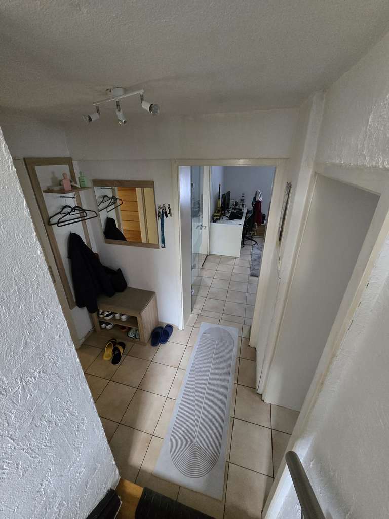 Immobilie in Göppingen - Attraktives 3-Familienhaus in ruhiger Lage von Göppingen-Faurndau - Bild 4