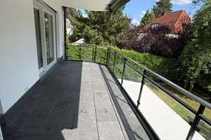 Helle und großzügige 3-Zimmer-Wohnung in zentraler Lage von Großhadern – Die vollständige Adresse der Immobilie erhältst du vom Anbieter., 81377 Großhadern, München – Vorschaubild 15