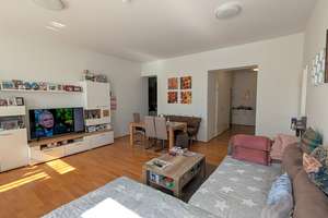 Großzügiges Wohnglück: Modernisierte 4-Zimmer-Etagenwohnung in Rastatt!