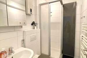 Stilvoll modernisiert: 3-Zimmer-Wohnung in zentraler Lage von Köln – Die vollständige Adresse der Immobilie erhältst du vom Anbieter., 50667 Altstadt/Süd, Köln – Vorschaubild 8