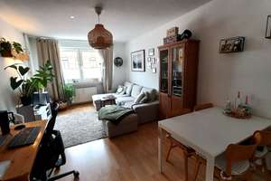 WI-City, Nähe Elsässer Platz: Helle 2,5 bis 3-Zimmer-Wohnung; Balkon; Tageslicht-Wannenbad;EBK mögl.