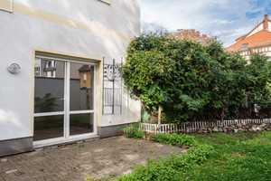 Eine kleine Oase in der Nähe des Zoo. Wohnung mit Terrasse und neuer Einbauküche zu vemieten. – Kastanienstraße 40, 39124 Magdeburg – Vorschaubild 1