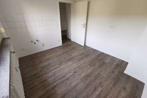 Da kommt man gern Heim! - Interessante 2-Zi.-Wohnung – Bussardhof 13, 45894 Buer, Gelsenkirchen – Vorschaubild 3