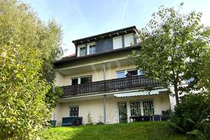 Einfamilienhaus mit Einliegerwohnung in beliebter Wohnlage nahe Schulviertel - nach WEG geteilt – Die vollständige Adresse der Immobilie erhältst du vom Anbieter., 36100 Petersberg – Vorschaubild 1