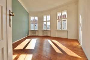 BEGEHRTER ALTBAU-CHARME - BELIEBTE  LAGE NAHE LIETZENSEE - HOLZDIELEN, FISCHGRÄTPARKETT & STUCK – Fredericiastr. 4a xx, 14059 Westend, Berlin – Vorschaubild 13