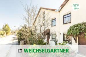 Viel Platz für die Familie:  Reihenhaus mit schönem Südgarten in ruhiger Wohnlage