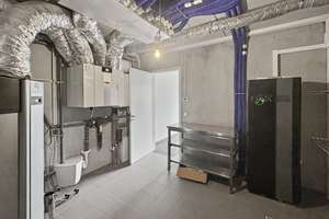 Architektonische DHH in exklusiver Hanglage – modernes Wohnerlebnis in Simmelsdorf – Die vollständige Adresse der Immobilie erhältst du vom Anbieter., 91245 Simmelsdorf – Vorschaubild 16