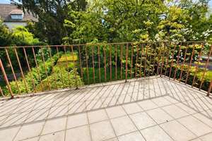 Genug Phantasie vorhanden? Dann los! Tolles Ein- oder Zweifamilienhaus mit großem Potenzial. – 60431 Ginnheim, Frankfurt am Main – Vorschaubild 20