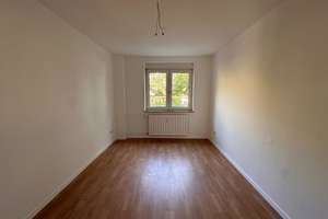 Modernisierte 3-Zimmer-Wohnung in Schweinau mit Balkon – Arendsstr.  13, 90441 Hohe Marter, Nürnberg – Vorschaubild 2
