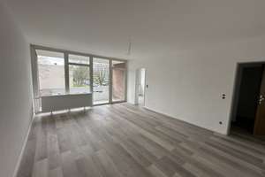 SOFORT FREI - Schöne Wohnung mit Loggia
