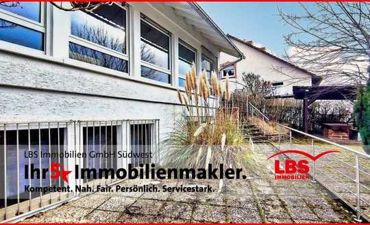 Herrlich: Einfamilienhaus in Luftkurort mit weitem Blick auf Weindorf und Weinberge