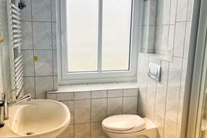 Charmantes Altbau-Juwel im Herzen von Berlin: Großzügige 4-Zimmer-Wohnung in begehrter Lage – Die vollständige Adresse der Immobilie erhältst du vom Anbieter., 10717 Wilmersdorf, Berlin – Vorschaubild 12