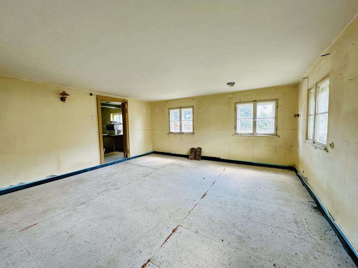 Immobilie in Lechbruck a.See - TRADITION - RESTAURIERUNG - DENKMALSCHUTZ - Wohnhaus mit landwirtschaftlichem Anbau in Lechbruck - Bild 2