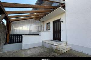 Doppelhaushälfte mit Garage und Garten – Die vollständige Adresse der Immobilie erhältst du vom Anbieter., 85049 West, Ingolstadt – Vorschaubild 3
