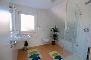 Helle 4-Zimmern-Maisonette mit Garten, Balkon und Stellplätze - Provisionfrei – Die vollständige Adresse der Immobilie erhältst du vom Anbieter., 89233 Neu-Ulm – Vorschaubild 8
