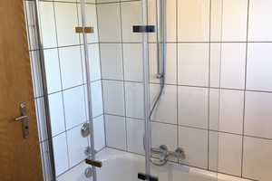 Freundliche 2-Zimmer-DG-Wohnung mit 4 kleinen Balkonen und EBK in Aachen – Trierer Straße 97, 52078 Aachen – Vorschaubild 5