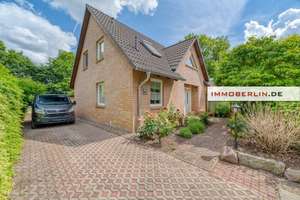 IMMOBERLIN.DE - Wohlfühllage! Fabelhaftes Haus in zweiter Reihe mit idyllischem Sonnengarten – Die vollständige Adresse der Immobilie erhältst du vom Anbieter., 13088 Weißensee, Berlin – Vorschaubild 2