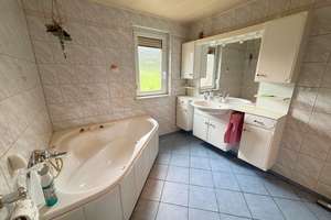 Zeitz/OT Kayna - Großzügiges Zweifamilienhaus mit großem Grundstück, Pool, Teich und Nebengelass – Die vollständige Adresse der Immobilie erhältst du vom Anbieter., 6712 Kayna – Vorschaubild 15