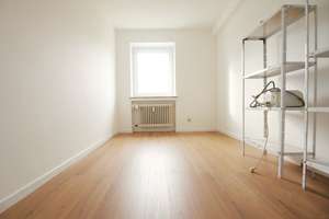 Attraktive, vermietete 4-Zimmer-Wohnung mit Loggia und Garage in Aachen Burtscheid! – Amyastraße 37, 52066 Burtscheider Abtei, Aachen – Vorschaubild 9