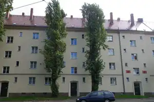 Property thumbnail 1