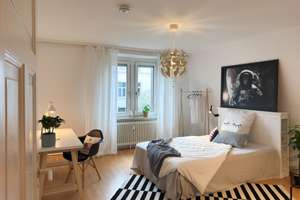 Altbau: großzügige 4-5 Zimmer Wohnung mit Balkon und viel Platz auf 115m², Provisionsfrei f. Käufer – 65929 Unterliederbach, Frankfurt am Main – Vorschaubild 5