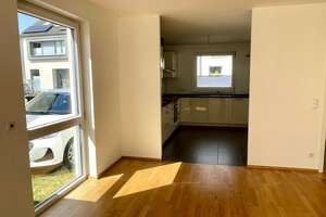 Moderne, helle Doppelhaushälfte in ruhiger und naturnaher Lage mit guter Verkehrsanbindung – Veenpark 84, 40627 Vennhausen, Düsseldorf – Vorschaubild 7
