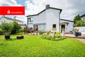 Frankfurt-Griesheim: Großzügiges Einfamilienhaus und Gartenidylle auf Erbbaugrundstück – Die vollständige Adresse der Immobilie erhältst du vom Anbieter., 65933 Griesheim, Frankfurt am Main – Vorschaubild 1