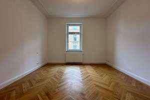 Traumhafte 3,5 Zimmer Altbauwohnung mit Balkon im Kernerviertel – Die vollständige Adresse der Immobilie erhältst du vom Anbieter., 70182 Kernerviertel, Stuttgart – Vorschaubild 5