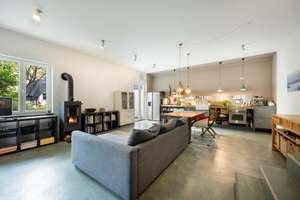 Idyllisches Wohnen mit Loft-Charakter: Stadthaus in Derendorf – Die vollständige Adresse der Immobilie erhältst du vom Anbieter., 40476 Derendorf, Düsseldorf – Vorschaubild 2