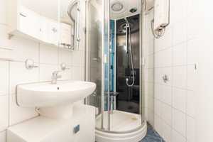 Großes Zweifamilienhaus mit viel Potential auf tollem Eckgrundstück und vielen Annehmlichkeiten, 4 k – Mayen-Koblenz (Kreis) – Vorschaubild 14