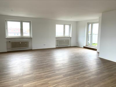Aufgepasst!!! Penthouse Wohnung mit Dachterrasse und Skylineblick