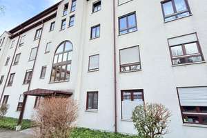 **Reserviert 2-Zimmer-Wohnung mit Balkon | bezugsfrei – Dr. Otto-Meyer-Straße 5e, 86169 Lechhausen-West, Augsburg – Vorschaubild 1