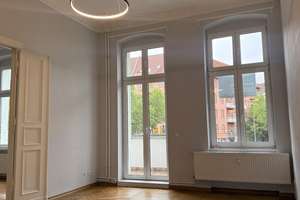 Herrlicher Altbau mit Charme und Charakter – Stuck, Parkett und Schallschutzfenster – Toll! – Danziger Straße 128, 10407 Prenzlauer Berg, Berlin – Vorschaubild 2