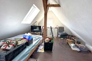 Charmantes Ein- bis Zweifamilienhaus mit großem Grundstück und Doppelgarage in ruhiger Lage – Göppingen (Kreis) – Vorschaubild 13