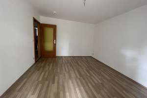 2-Zimmer-Wohnung mit Balkon und Wanne – Grenzgraben 49, 9126 Bernsdorf, Chemnitz – Vorschaubild 2