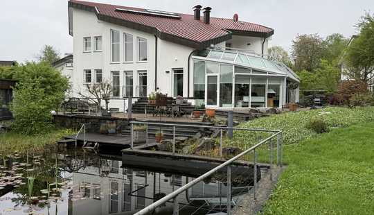 Bild von Exklusiv & Modern: Villa mit über 386 m² Wohnfläche und großzügigem Grundstück in bester Lage
