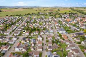 Leben, Wohnen, Wohlfühlen – Doppelhaushälfte mit großem Garten – Die vollständige Adresse der Immobilie erhältst du vom Anbieter., 76703 Kraichtal – Vorschaubild 4