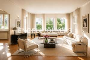 30er-Jahre-Familienvilla in Dahlem mit viel Potential – Die vollständige Adresse der Immobilie erhältst du vom Anbieter., 14195 Dahlem, Berlin – Vorschaubild 2