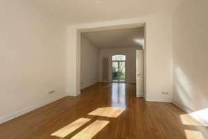 Stilvolles Altbau-Stadthaus mit Garten – Familienidylle und Charme vereint – Die vollständige Adresse der Immobilie erhältst du vom Anbieter., 50823 Neuehrenfeld, Köln – Vorschaubild 7