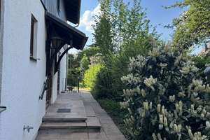 Großzügiges  Einfamilienhaus mit 6 Zimmern - ideal für Familien die viel Platz benötigen  – Die vollständige Adresse der Immobilie erhältst du vom Anbieter., 82061 Neuried – Vorschaubild 37