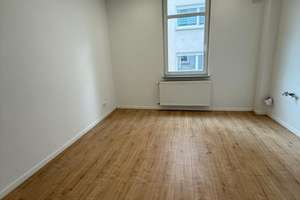 Viel Platz in Bad Cannstatt: 4,5-Zimmer-Wohnung in Stuttgart – Kreuznacher Str 45, 70372 Seelberg, Stuttgart – Vorschaubild 13