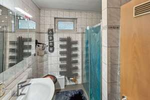 Interessantes, vermietetes Mehrfamilienhaus in ruhiger Lage in Ludwigshafen am Rhein – 67067 Rheingönheim, Ludwigshafen am Rhein – Vorschaubild 6
