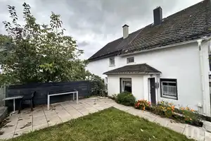 Hobbyhandwerker, Singles oder kleinere Familien aufgepasst! Diese Doppelhaushälfte wartet auf Sie – Westerwaldkreis – Vorschaubild 3