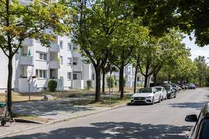 VIEL RAUM ZUM LEBEN – 4-Zimmer-Wohnung mit Garten und großer Terrasse – Die vollständige Adresse der Immobilie erhältst du vom Anbieter., 81737 Neuperlach, München – Vorschaubild 36