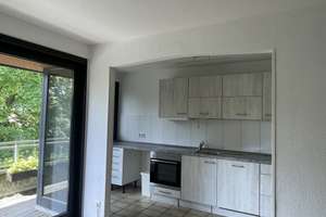 3-Zimmer-Wohnung mit Einbauküche, zwei Balkonen, Kamin und Fußbodenheizung in Düsseldorf-Unterrath – Am Grenzgraben 26, 40468 Unterrath, Düsseldorf – Vorschaubild 3
