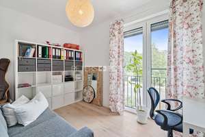 Property thumbnail 12