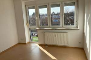 Familien aufgepasst- einkommensorientiert geförderte Wohnung EOF II in Sündersbühl! – Kollwitzstr. 2, 90439 Sündersbühl, Nürnberg – Vorschaubild 3
